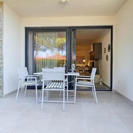 Francesca Apartment